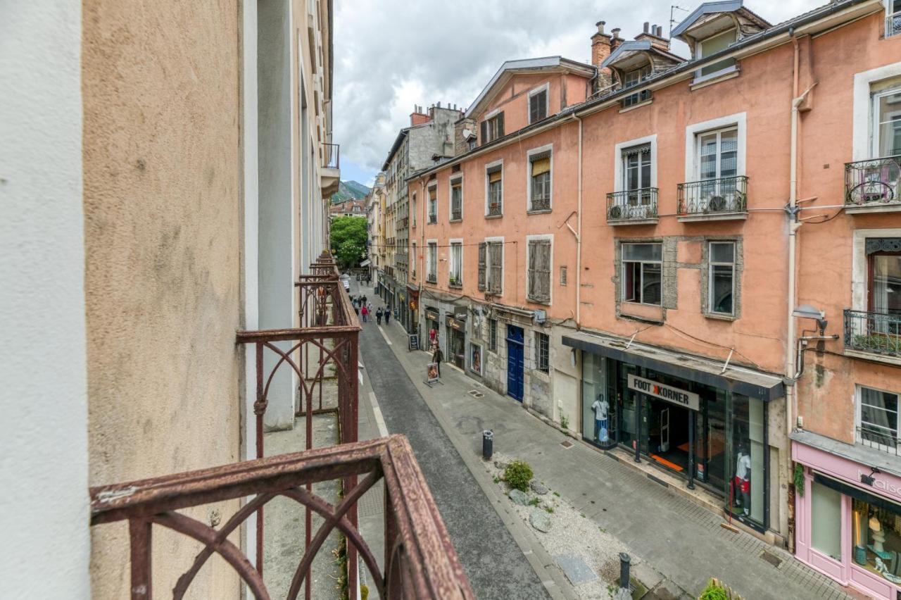 L'Elegance- Centre Historique- Confort- Netflix- Marche Frais Et Local Grenoble Esterno foto