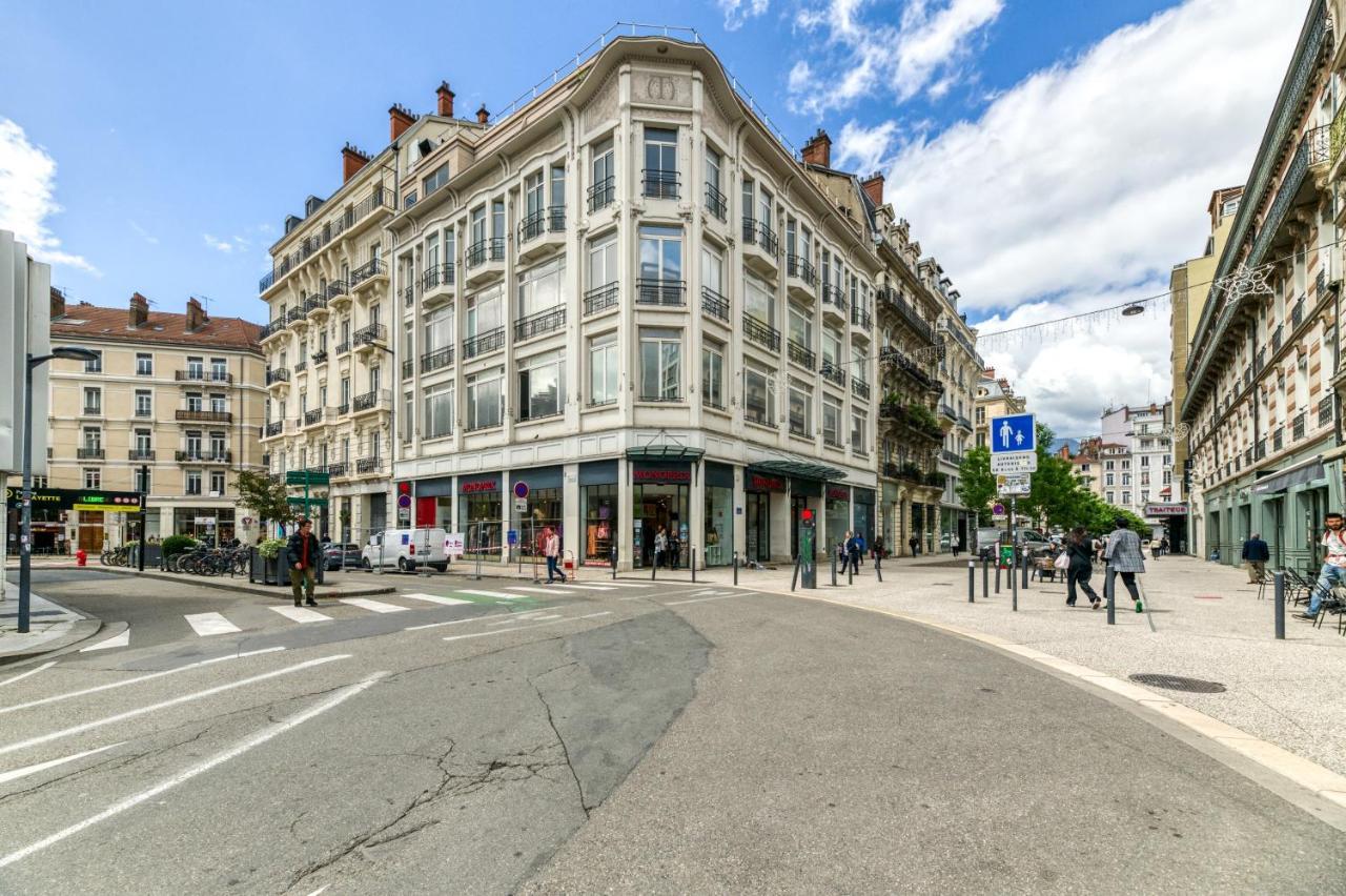 L'Elegance- Centre Historique- Confort- Netflix- Marche Frais Et Local Grenoble Esterno foto