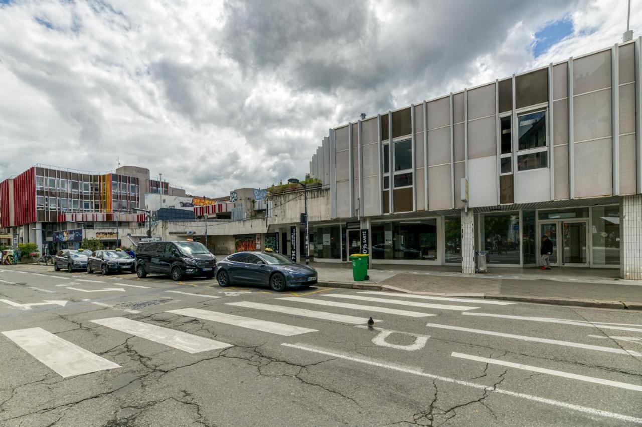 L'Elegance- Centre Historique- Confort- Netflix- Marche Frais Et Local Grenoble Esterno foto